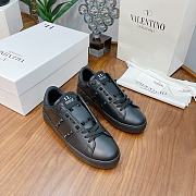 Valentino Garavani Rockstud Untitled Tone on tone Studded Sneaker - 6