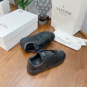 Valentino Garavani Rockstud Untitled Tone on tone Studded Sneaker - 3