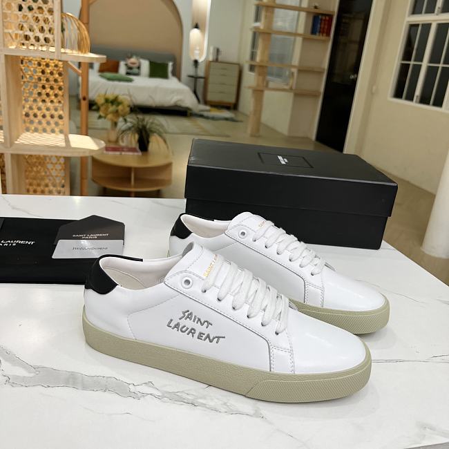 YSL COURT CLASSIC SL/06 EMBROIDERED SNEAKERS IN LEATHER OPTIC WHITE - 1