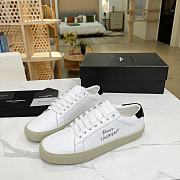 YSL COURT CLASSIC SL/06 EMBROIDERED SNEAKERS IN LEATHER OPTIC WHITE - 2