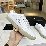 YSL COURT CLASSIC SL/06 EMBROIDERED SNEAKER IN LEATHER OPTIC WHITE - 3