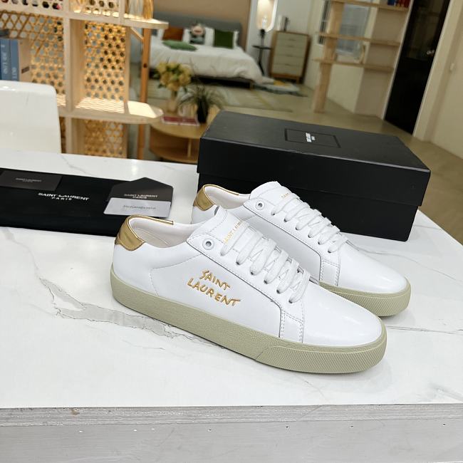 YSL COURT CLASSIC SL/06 EMBROIDERED SNEAKERS IN LEATHER GOLD WHITE - 1