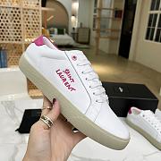 YSL COURT CLASSIC SL/06 EMBROIDERED SNEAKERS IN LEATHER PINK WHITE - 2