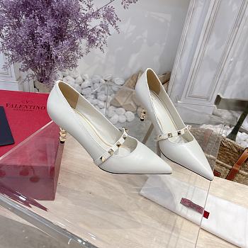 Valentino Rockstud Alcove Alcove Kidskin and patent leather Pump 70 cm White