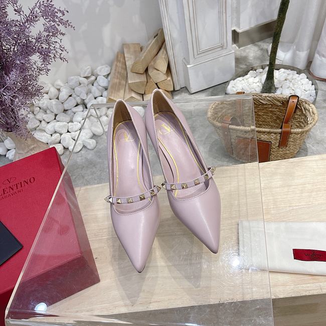 Valentino Rockstud Alcove Alcove Kidskin and patent leather Pump 70 cm Pink - 1