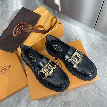 TOD'S LOAFERS IN LEATHER - BLACK