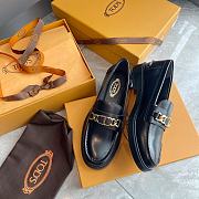 TOD'S LOAFERS LEATHER BLACK GOLDCHAIN - 4