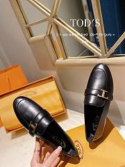 TOD'S LOAFERS LEATHER IN BLACK - 5