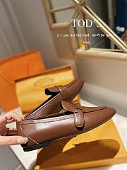 TOD'S LOAFERS LEATHER IN BROWN - 4