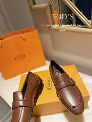 TOD'S LOAFERS LEATHER IN BROWN - 2