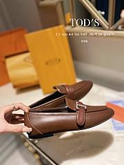 TOD'S LOAFERS LEATHER IN BROWN T LOGO - 5