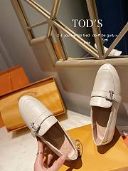 TOD'S LOAFERS LEATHER IN BEIGE T LOGO - 4