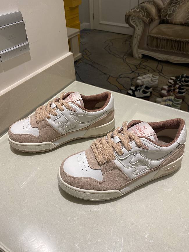 Fendi Match Low top in light pink suede - 1