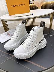 LV SQUAD SNEAKER BOOT HIGH WHITE - 3