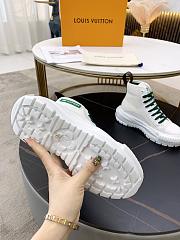 LV SQUAD SNEAKER BOOT WHITE GREEN - 4