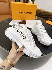 LV SQUAD SNEAKER WHITE - 1