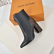 LOUIS VUITTION ANKLE BOOT- TEXTURES IN BEHIND - 5