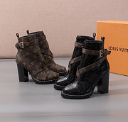 LOUIS VUITTION ANKLE BOOT_Cross Patterns - 1