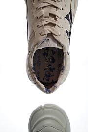 Women's Rhyton Gucci with NY print sneaker - 4