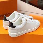 Louis Vuitton Frontrow Sneaker LV Inverted V - 5