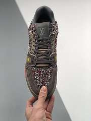 LV TRAINER SNEAKER BROWN - 6