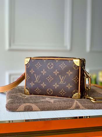 Louis Vuitton MINI SOFT TRUNK m68906