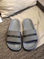 Balenciaga Slide 1 - 2