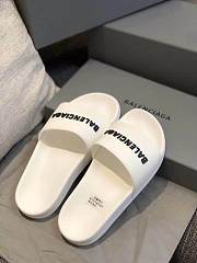 Balenciaga slide 4  - 3