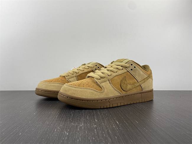 Nike SB Dunk Low Wheat (2017) - 883232-700 - 1