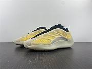 adidas Yeezy 700 V3 Mono Safflower HP5425 - 1