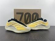 adidas Yeezy 700 V3 Mono Safflower HP5425 - 2