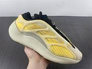 adidas Yeezy 700 V3 Mono Safflower HP5425 - 4