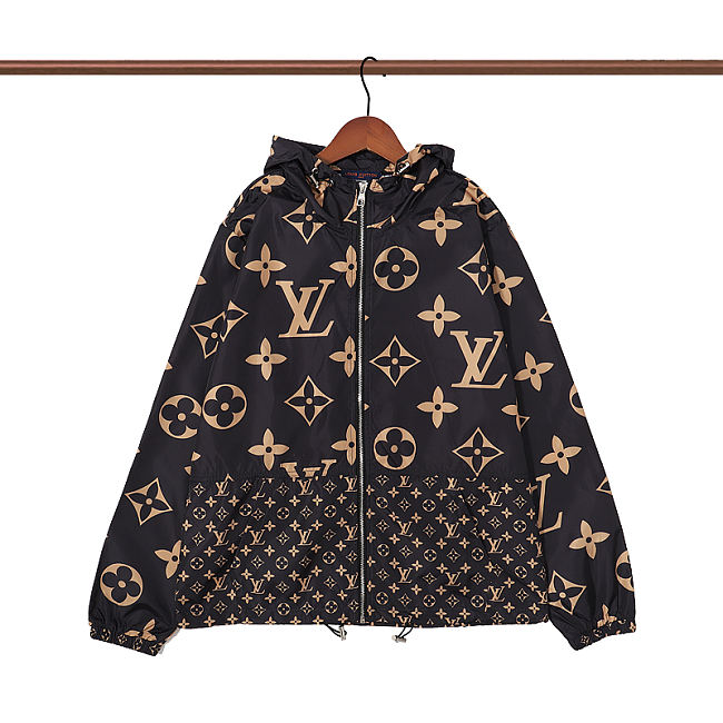 LV Outer wear 07 - 1