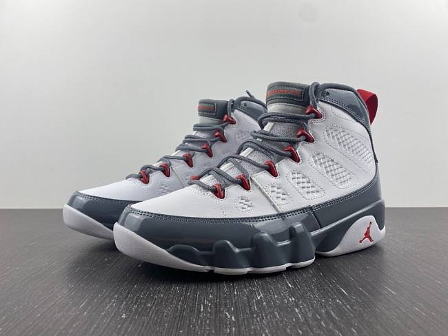 Air Jordan 9 Retro Fire Red CT8019-162 - 1