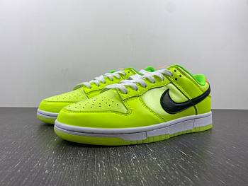 Nike Dunk Low Glow in the Dark FJ4610-702