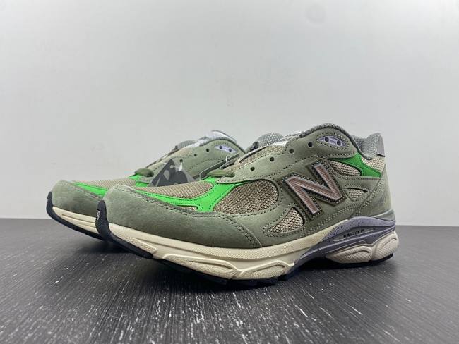 New Balance 990v3 Patta Keep Your Family Close M990PP3 - 1